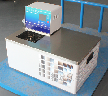 GDH-1010高精度低温循环水槽